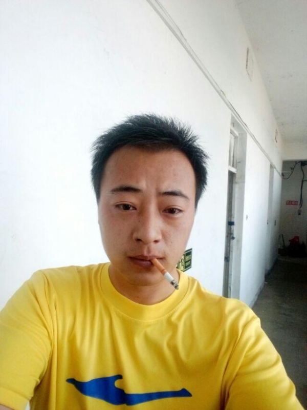 云淡风轻的第二张照片--胶州父母相亲团
